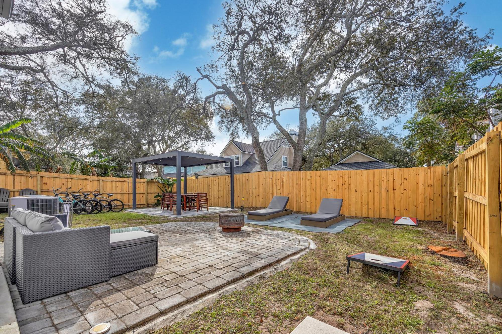 {Hidden Gem} Beach Home Blocks From Ocean +6 Bikes Jacksonville Beach Buitenkant foto